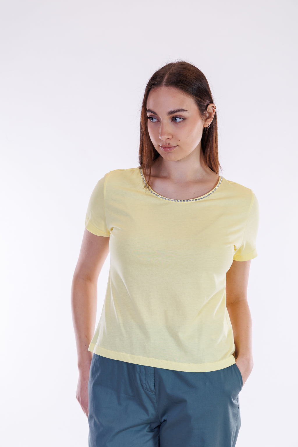 T-shirt scollo schiena