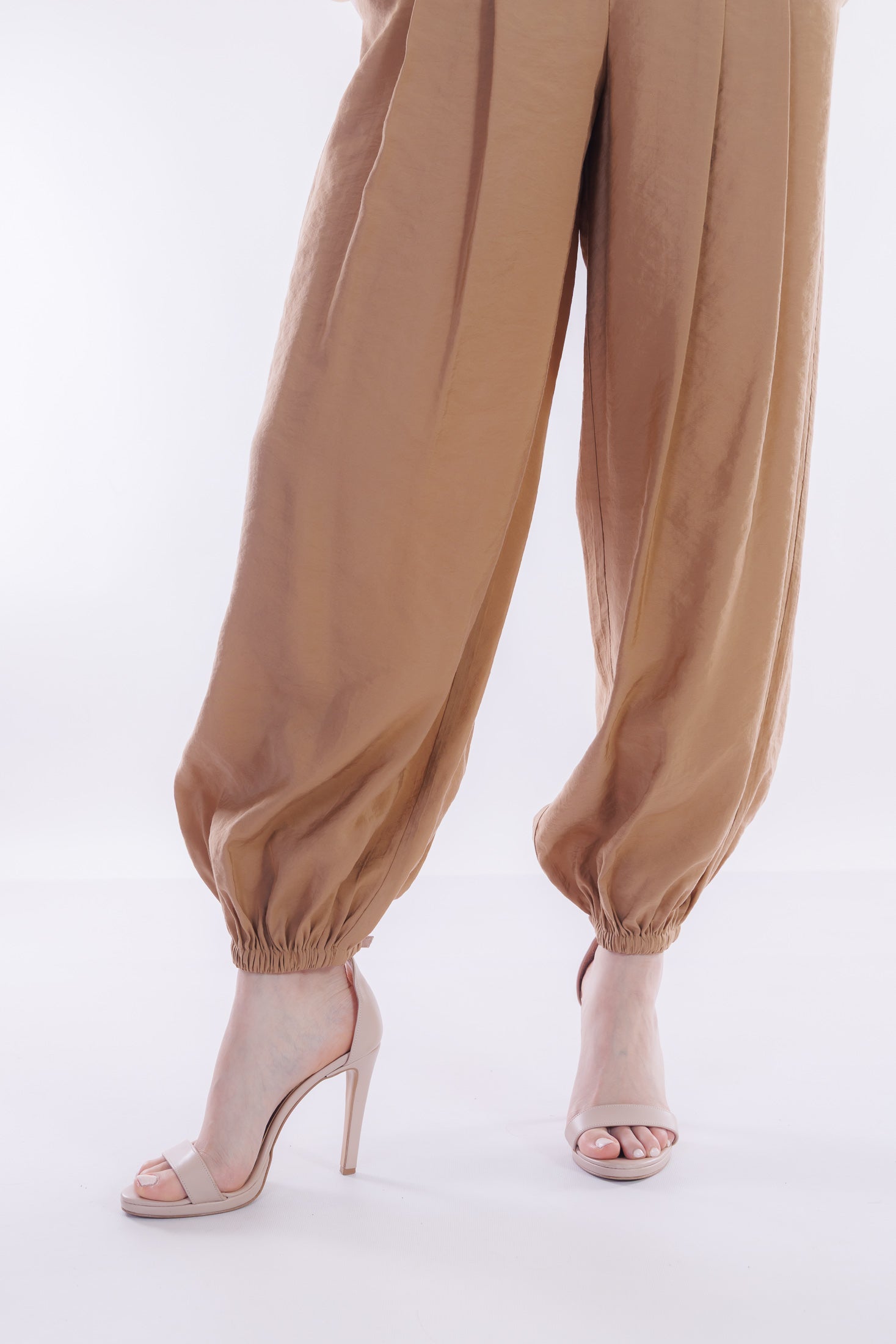 Pantalone harem modal