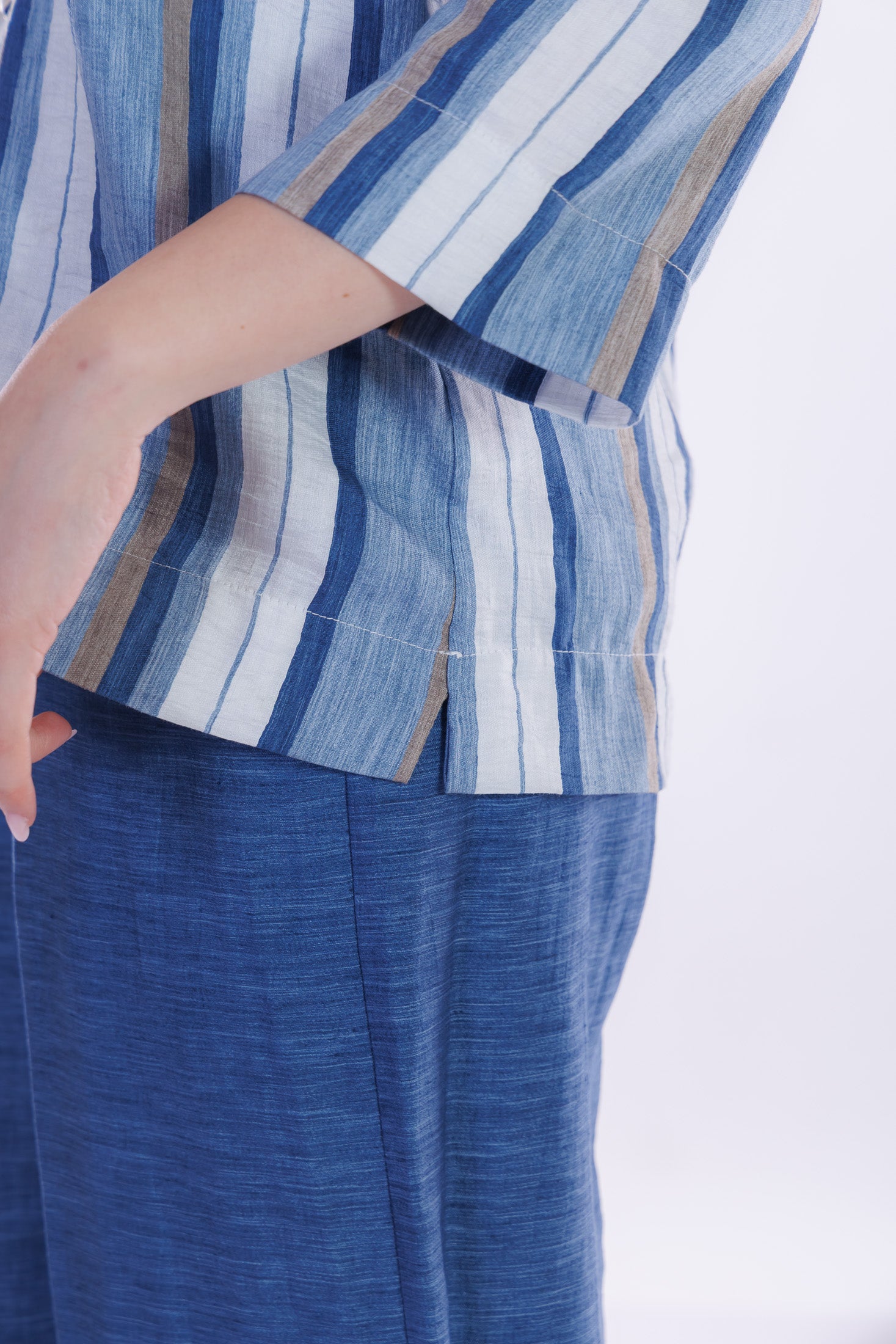 Blusa m. lino righe